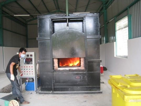 Sử dụng lò đốt để xử lý chất thải 